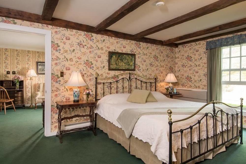 Chesterfield Inn Bagian luar foto