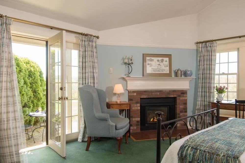 Chesterfield Inn Bagian luar foto