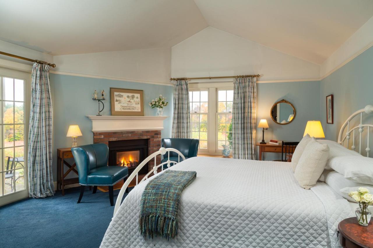 Chesterfield Inn Bagian luar foto