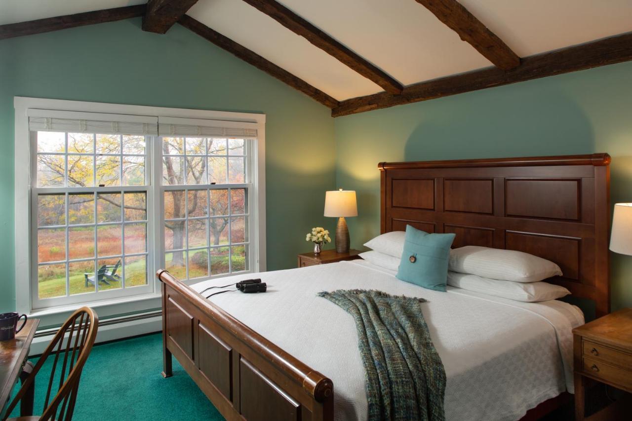 Chesterfield Inn Bagian luar foto